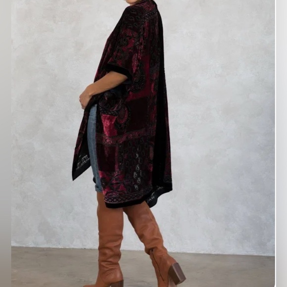 NWT Lovestitch Noelle Velvet Kimono O/S •best fit=0X-3X - Picture 10 of 10